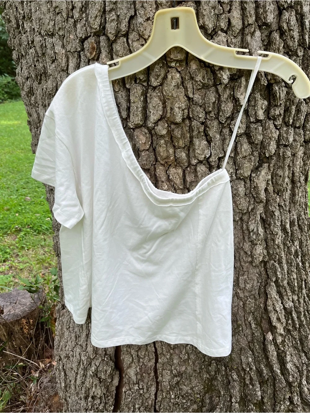 ⭐️NWT Wishlist Off Shoulder Blouse in size M